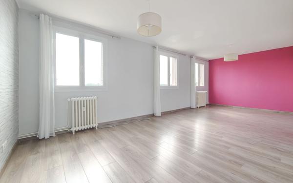 Appartement à vendre    2 pièces • 56 m2 Aurillac