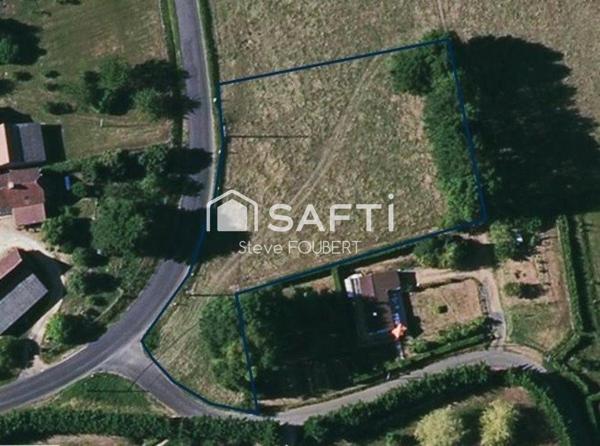 TERRAIN CONSTRUCTIBLE DE 2516 M2