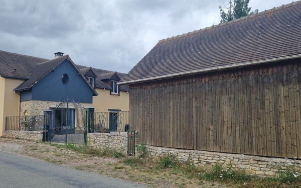 Maison à vendre    8 pièces •  La Fresnaye-sur-Chédouet