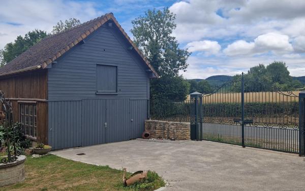 Maison à vendre    8 pièces •  La Fresnaye-sur-Chédouet