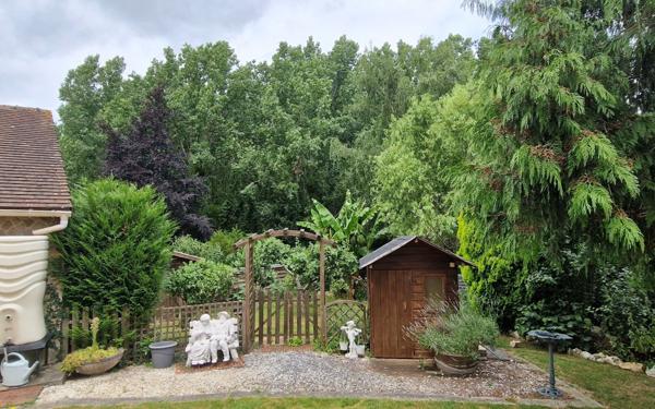 Maison à vendre    8 pièces •  La Fresnaye-sur-Chédouet