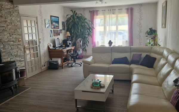 Maison à vendre    8 pièces •  La Fresnaye-sur-Chédouet