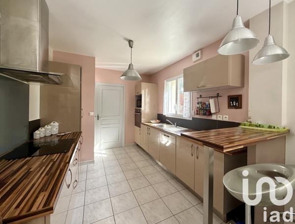 Maison à vendre 7 pièces 113 m² Grandchamp-des-Fontaines