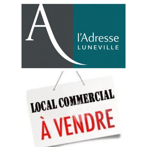 Local avec cour