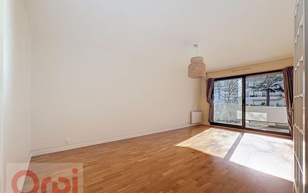 Appartement à vendre    3 pièces • 69,47 m2 Châtillon