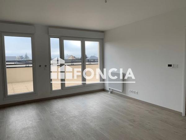 Location Appartement 4 pièces 80.7 m² - 142 RUE DE LA MAISON PLATE Olivet 45160