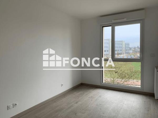 Location Appartement 4 pièces 80.7 m² - 142 RUE DE LA MAISON PLATE Olivet 45160