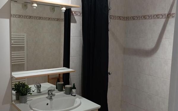 Appartement à vendre    1 pièce • 24,97 m2 Nîmes