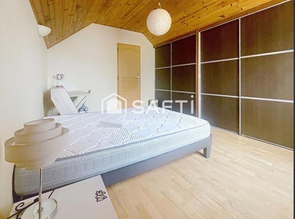 Maison individuelle 4 chambres - jardin - garage