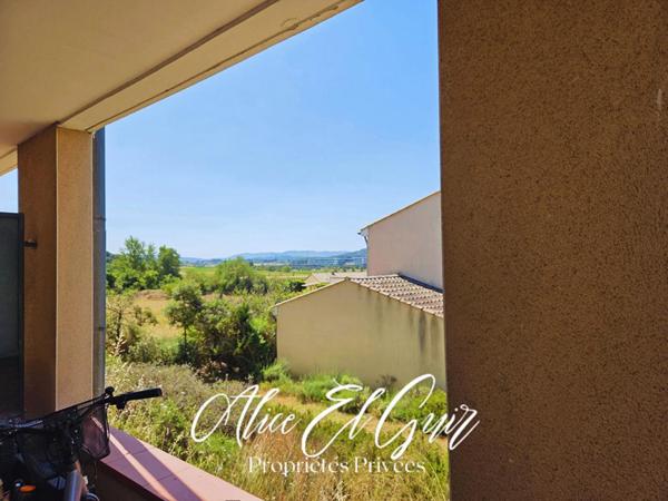 Appartement T3 avec terrasse au RDC et 2 places de parking