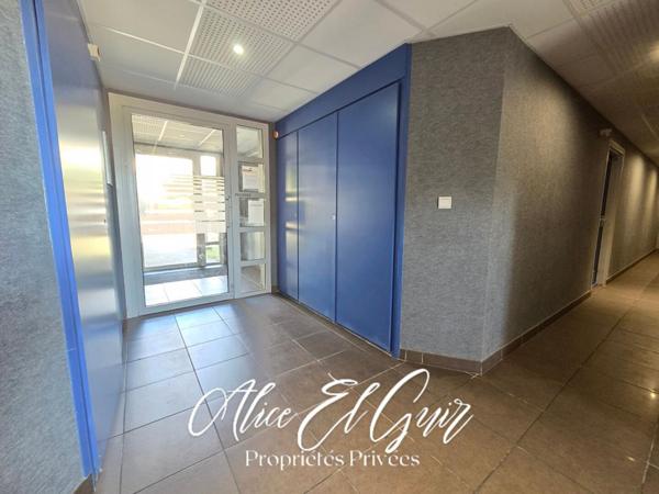 Appartement T3 avec terrasse au RDC et 2 places de parking