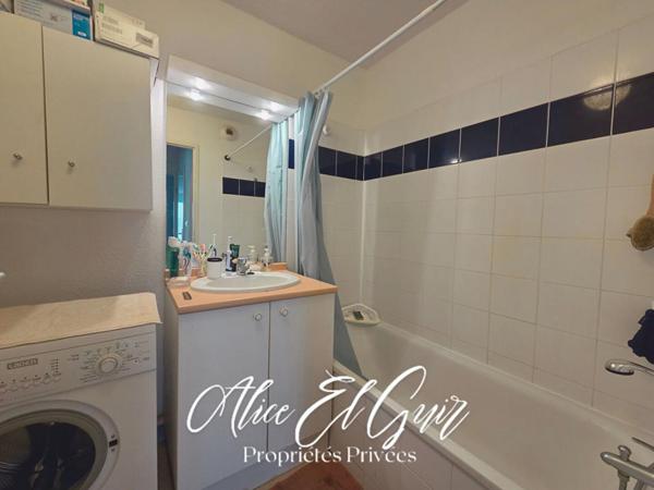 Appartement T3 avec terrasse au RDC et 2 places de parking