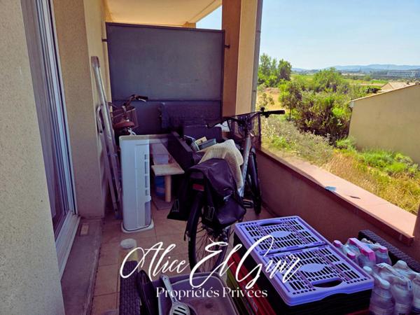 Appartement T3 avec terrasse au RDC et 2 places de parking