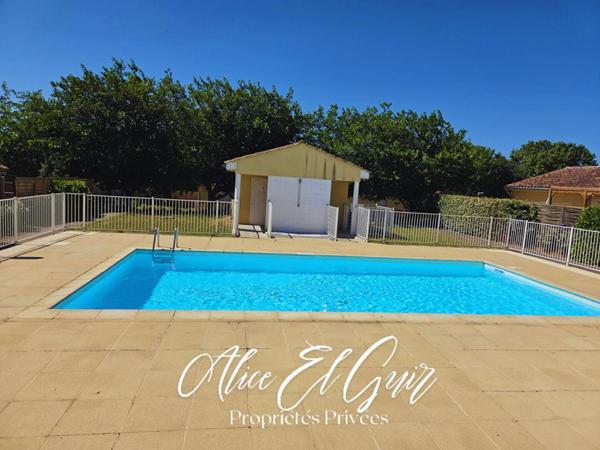 Appartement T3 avec terrasse au RDC et 2 places de parking