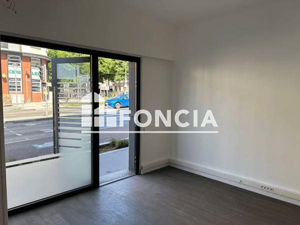 Location Local commercial 1 pièce 17.2 m² - 64 - 66 BOULEVARD DES BELGES Rouen 76000