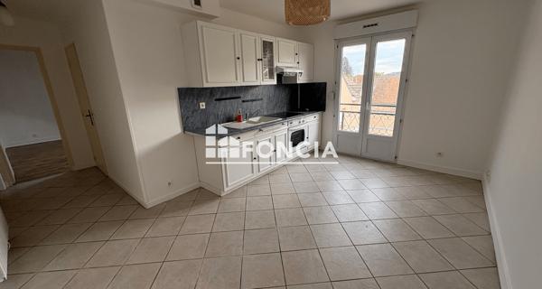 Location Appartement 2 pièces 29.3 m² - Ballancourt-sur-essonne 91610