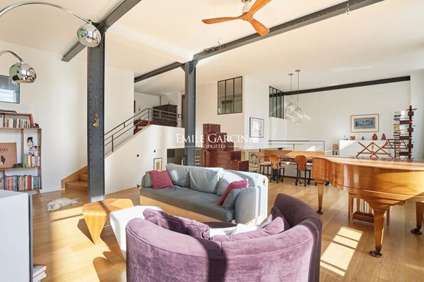 A vendre - appartement  atelier loft "Esprit maison"- 75018 Paris - Lepic-Caulaincourt