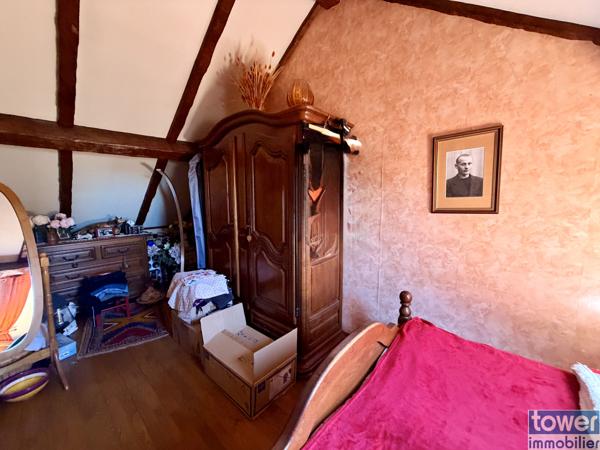 Maison
                                                                                                                                                                                                                                                                                                                        6 pièce(s)                                                                                                                                                                                                          3 chambre(s)                                                                                                                                                                                                          87  m²