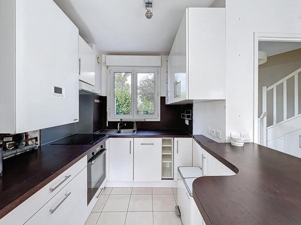 Maison 3 chambres jardin parking DPE C