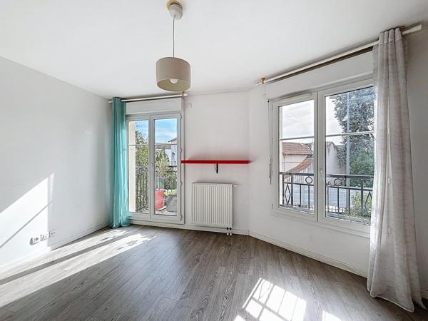 Maison 3 chambres jardin parking DPE C