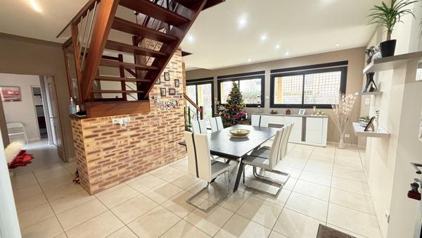 Maison Architecte Laval 8 pièce(s) 178.20 m2