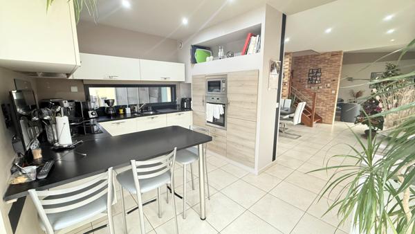 Maison Architecte Laval 8 pièce(s) 178.20 m2