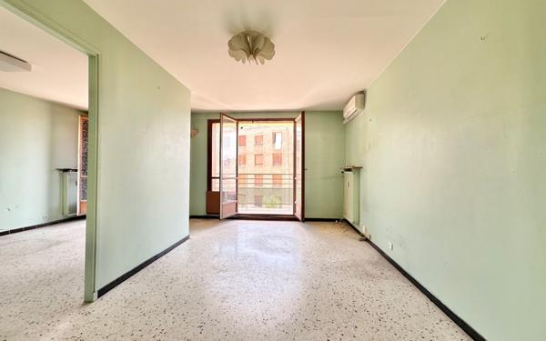 Appartement à vendre    5 pièces • 95,55 m2 Marseille 13