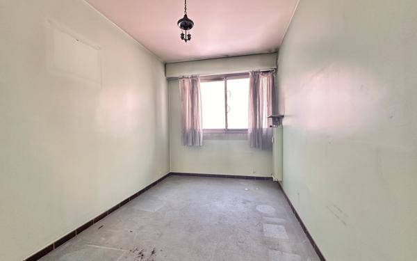 Appartement à vendre    5 pièces • 95,55 m2 Marseille 13