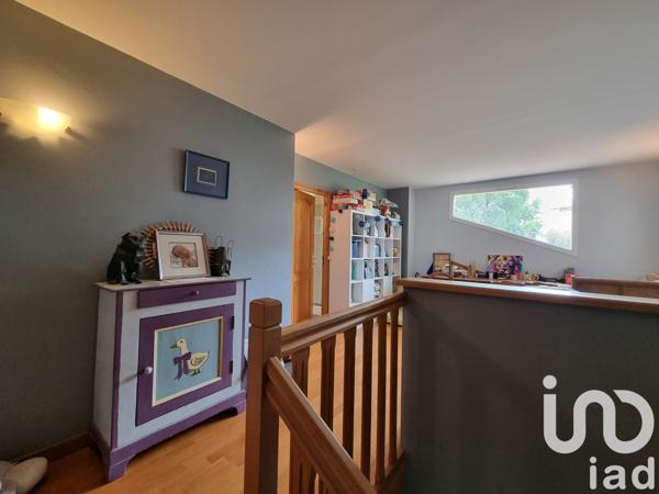 Maison à vendre 7 pièces 180 m² Saint-Galmier