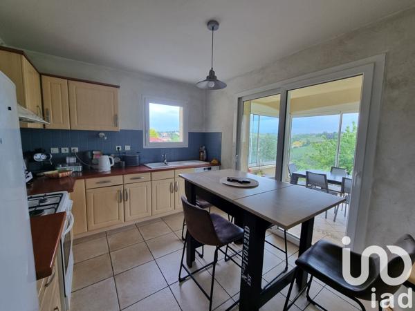 Maison à vendre 7 pièces 180 m² Saint-Galmier