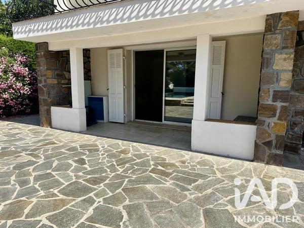 Maison à vendre 5 pièces 136,93 m² Saint-Raphaël