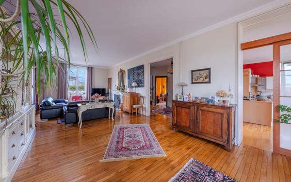 Maison à vendre    8 pièces • 300 m2 Dommartin-lès-Toul