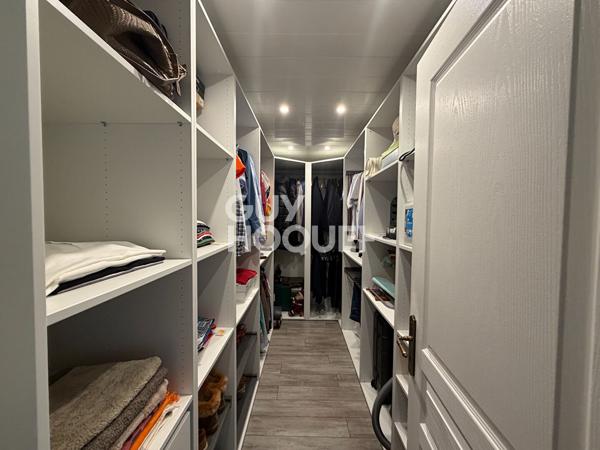 Maison  5 pièce(s) 115.5 m2  sur un terrain de 500 m²