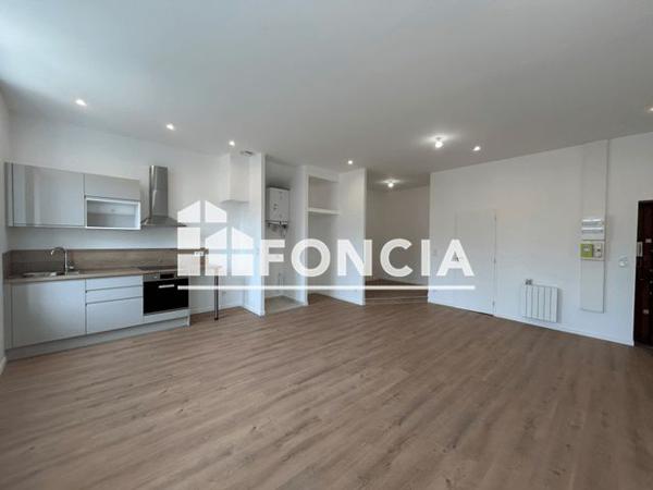 Location Studio 46 m² - 4 PASSAGE RICHAN Lyon 4ᵉ 69004