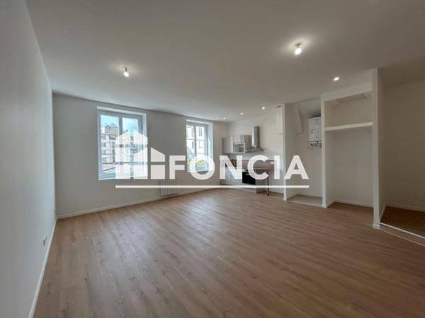 Location Studio 46 m² - 4 PASSAGE RICHAN Lyon 4ᵉ 69004