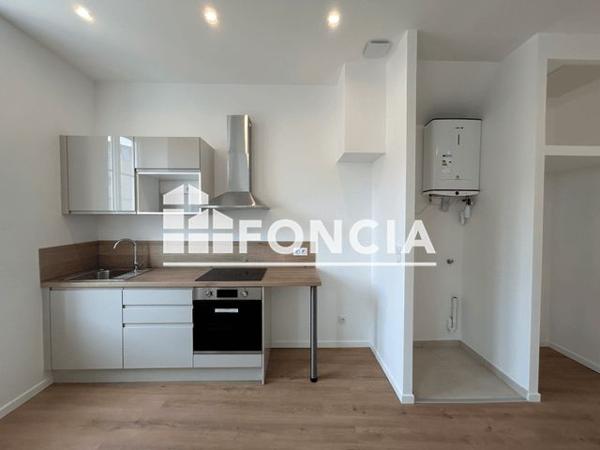 Location Studio 46 m² - 4 PASSAGE RICHAN Lyon 4ᵉ 69004