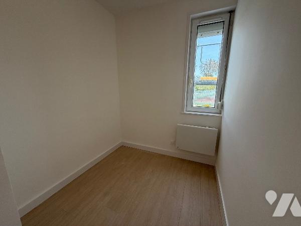 T2-cabine rénové de 52m² avec balcon, jardin, cellier,parking dans petite copropriété à STELLA-PLAGE