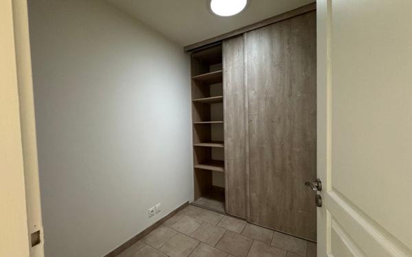 Maison à vendre    4 pièces •  Entraigues-sur-la-Sorgue