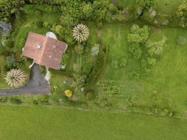 Maison T5 141 m² avec 7147 m² de terrain 