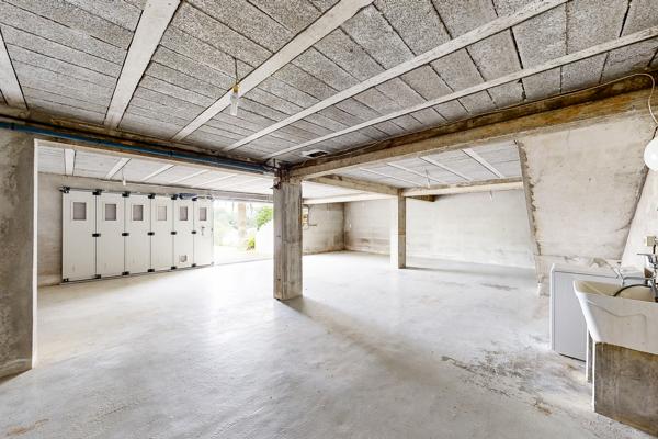 Maison T5 141 m² avec 7147 m² de terrain 