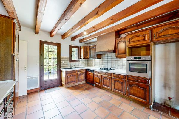 Maison T5 141 m² avec 7147 m² de terrain 