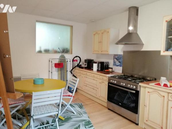 IMMEUBLE de centre PONTORSON