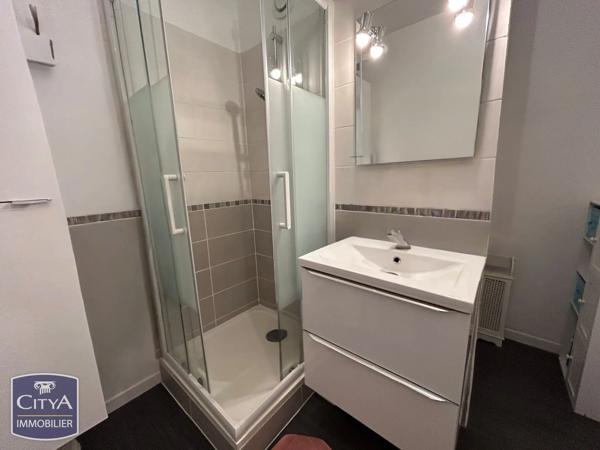Appartement à vendre 2 pièces 48.57m² Châteauroux (36000)