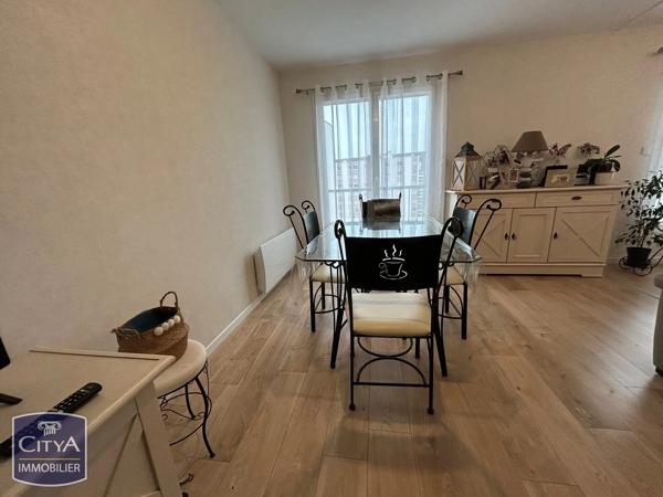 Appartement à vendre 2 pièces 48.57m² Châteauroux (36000)