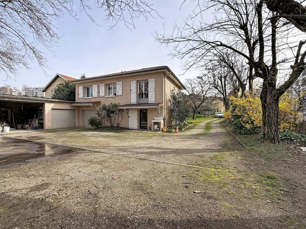 Maison 4 pièces - 125 m²