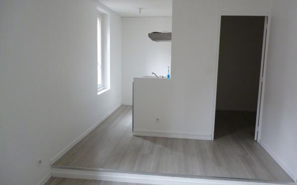 Immeuble à vendre    3 pièces • 100 m2 Amiens