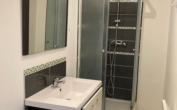 Immeuble à vendre    3 pièces • 100 m2 Amiens