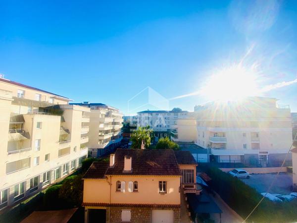 Appartement Mandelieu La Napoule 3 pièce(s) 66 m2