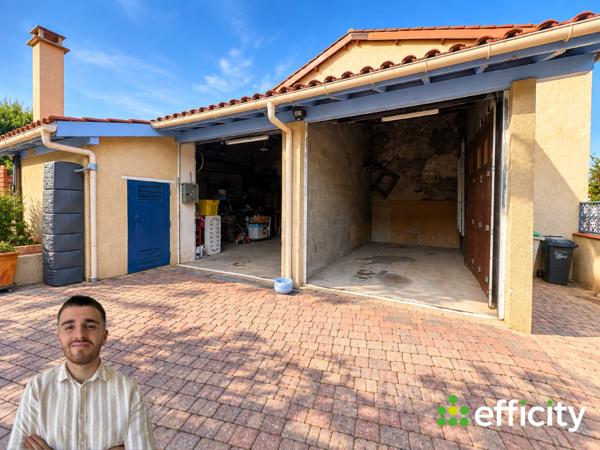 Maison
         10 pièces
        - 225 m² 349 000 € *