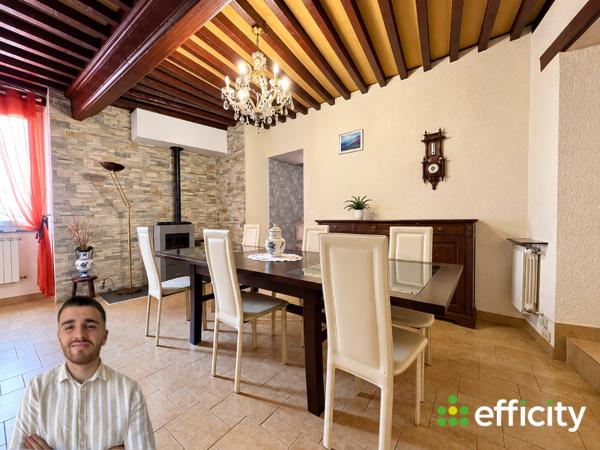 Maison
         10 pièces
        - 225 m² 349 000 € *